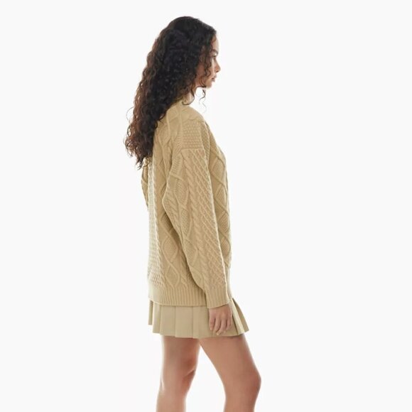 Aritzia Sunday Best Peggy V-Neck Sweater- Merino Wool V-Neck Cable Knit Sweater - Picture 3 of 13